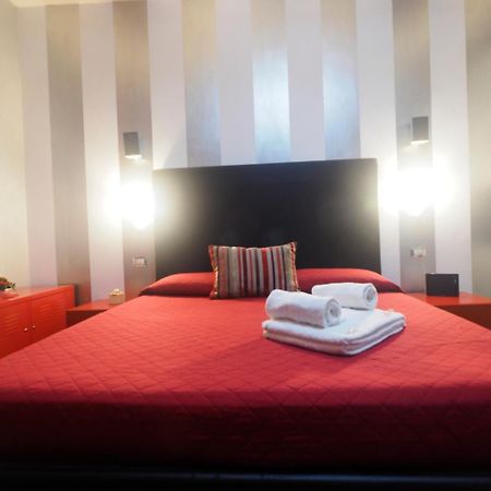 St. Peter Luxury Inn โรม ภายนอก รูปภาพ