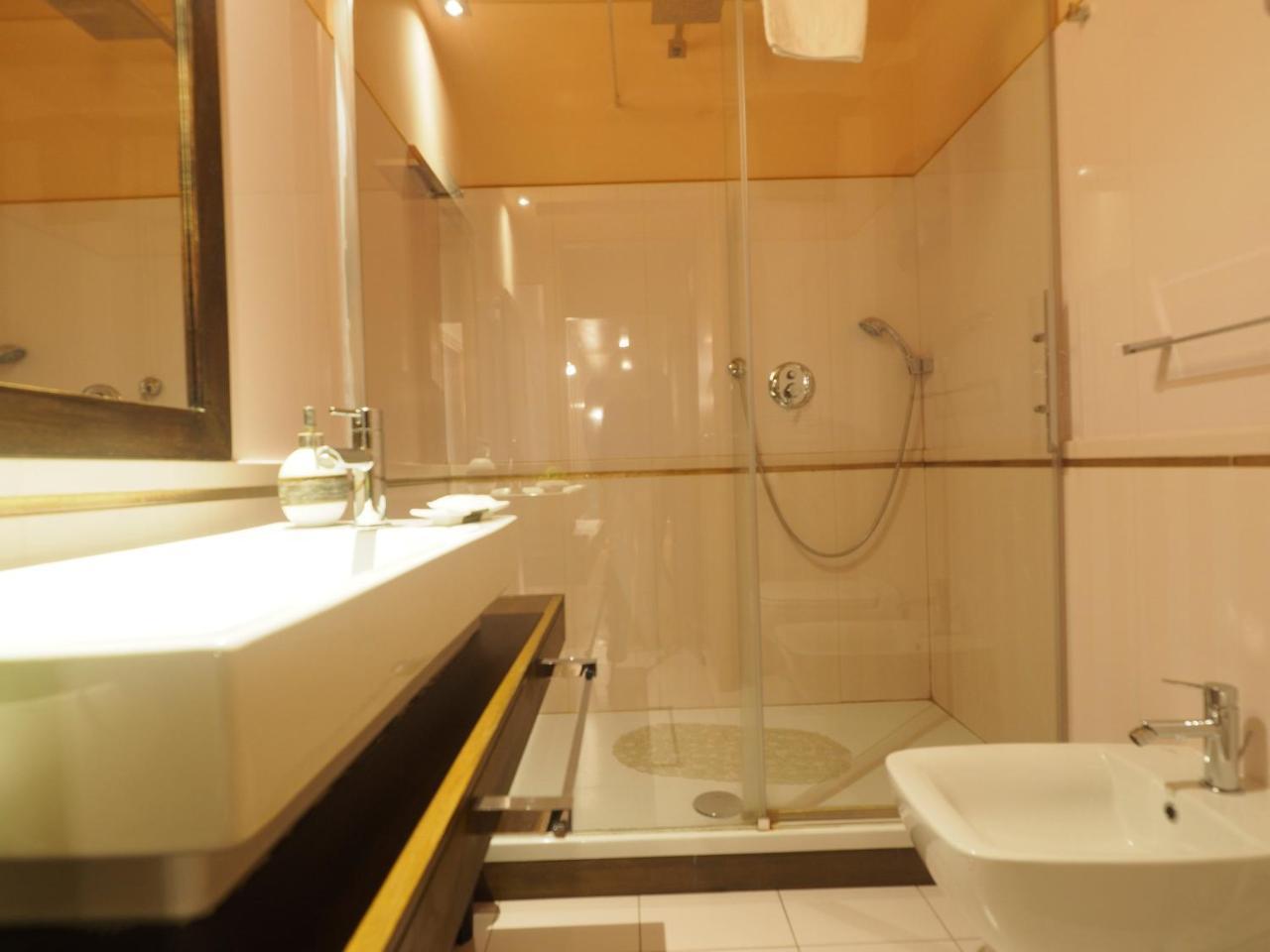 St. Peter Luxury Inn โรม ภายนอก รูปภาพ